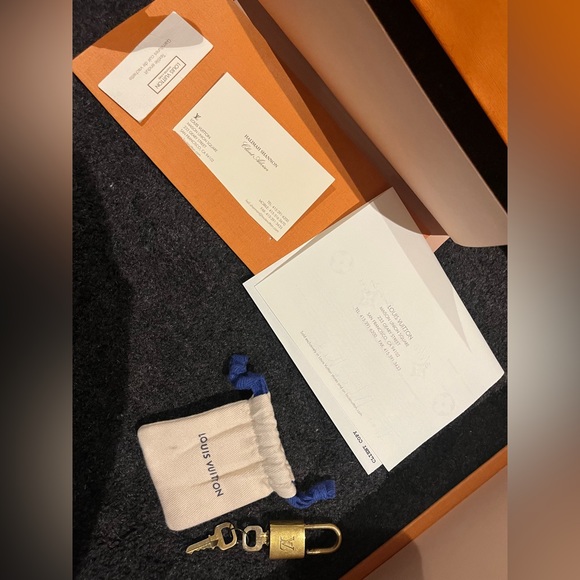 Authentic Louis Vuitton speedy 30 - Picture 13 of 15